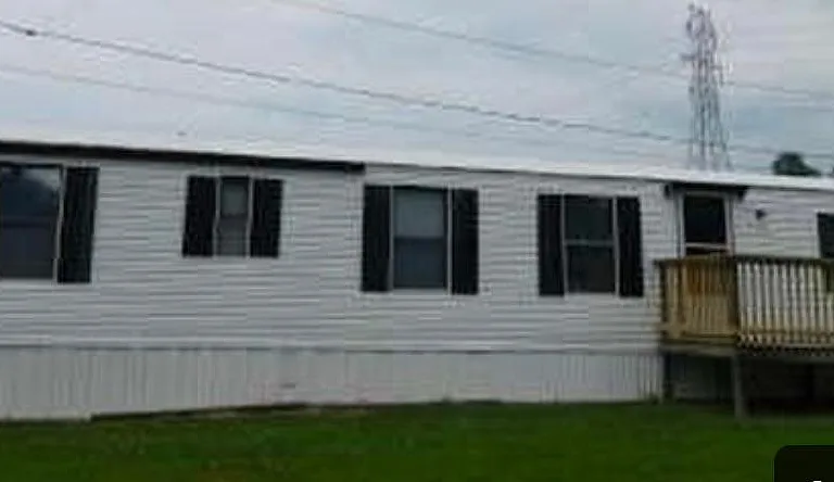 109 Goddard Ln — Photo 1