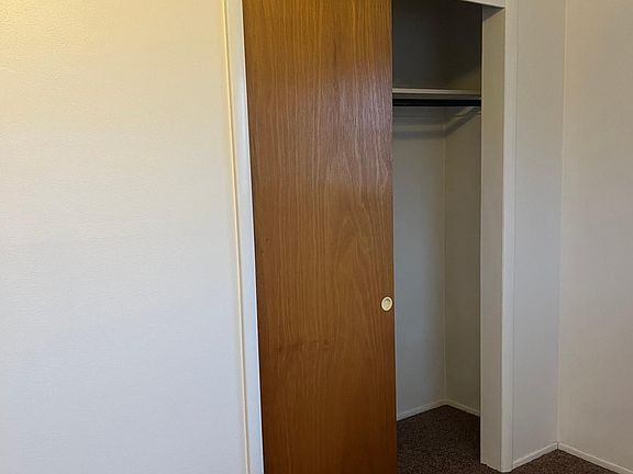 3rd image of 4608 Diana Dr Unit 1