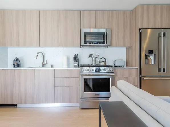 1448 Yale St #F, Santa Monica, CA 90404