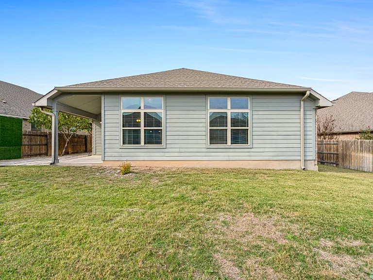 2923 Bluffstone Dr — Photo 31