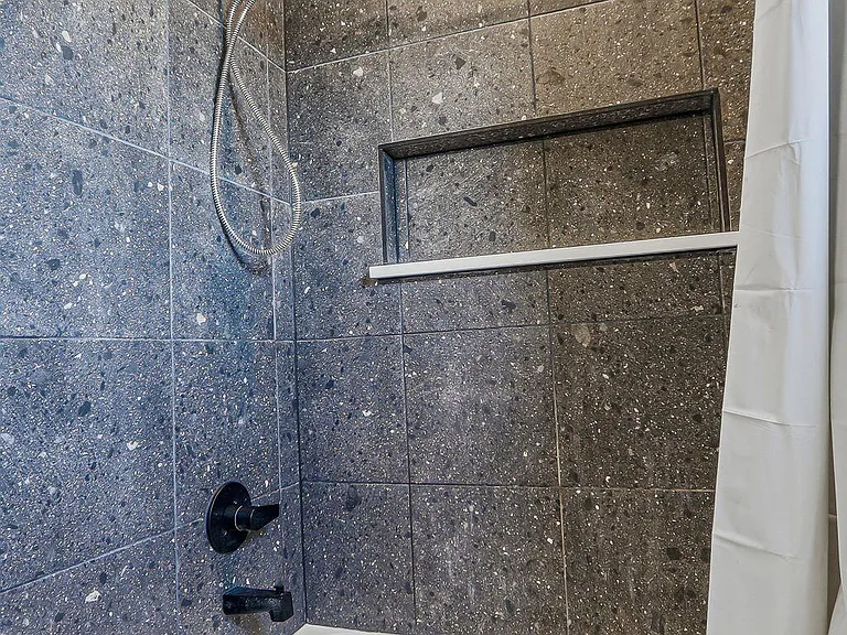 3740 Model Ln — Photo 21