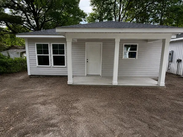 210 Rose Ave #B, Wilmington, NC 28403