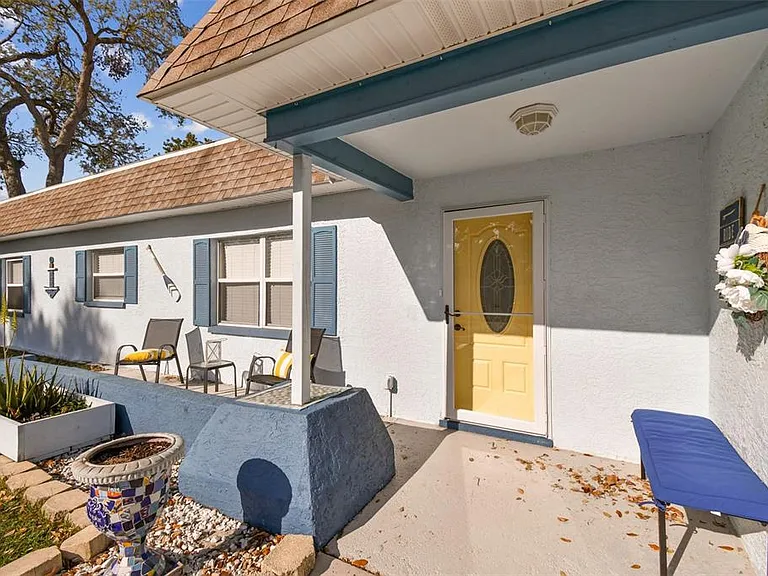 12252 Eldon Dr — Photo 16
