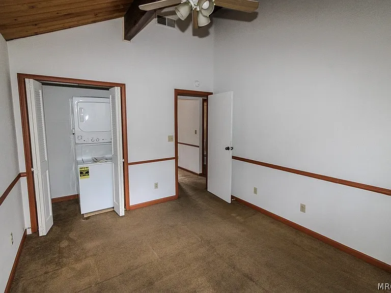 2084 8th Ln — Photo 10
