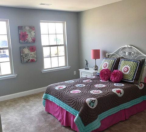 Secondary bedroom