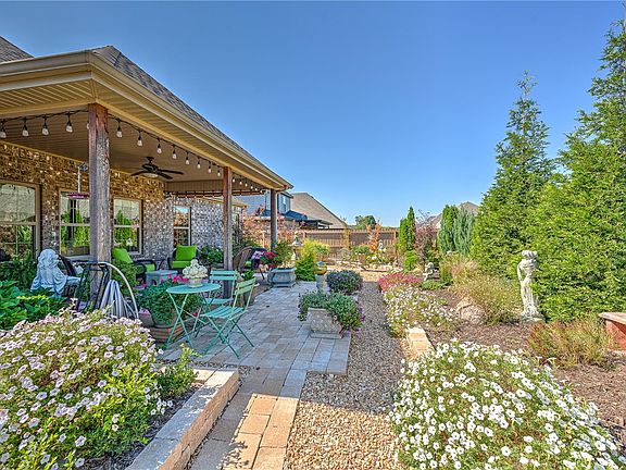 2nd image of 4202 SW Wheatgrass Blvd