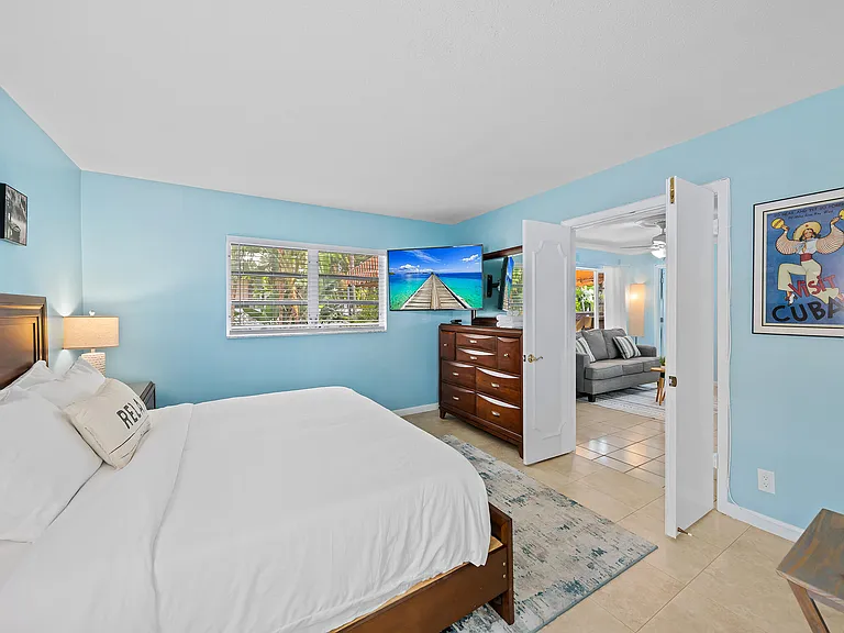 3240 Spanish River Dr — Photo 15