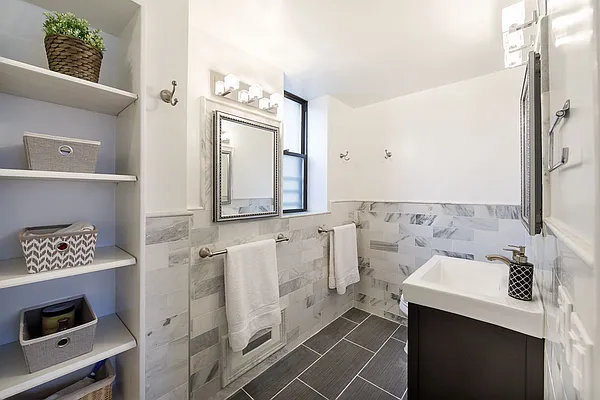 Sold by Compass | media 5