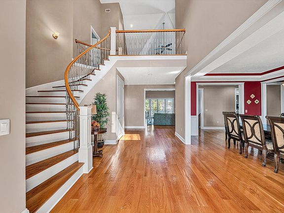 4th image of 803 Compass Cove Cir