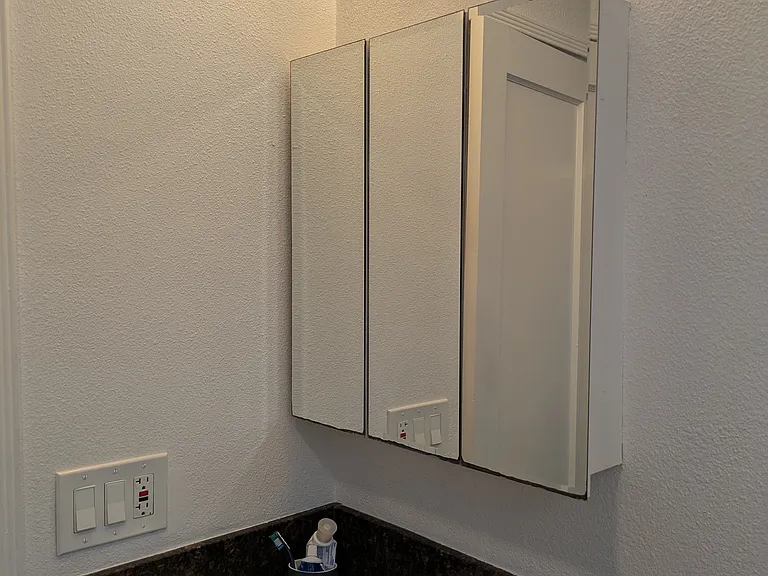 2390 Williams St #4 — Photo 30