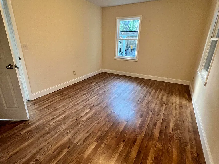 737 Florence St — Photo 3