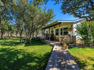 259 Burr Oak Trl, Harper, TX 78631