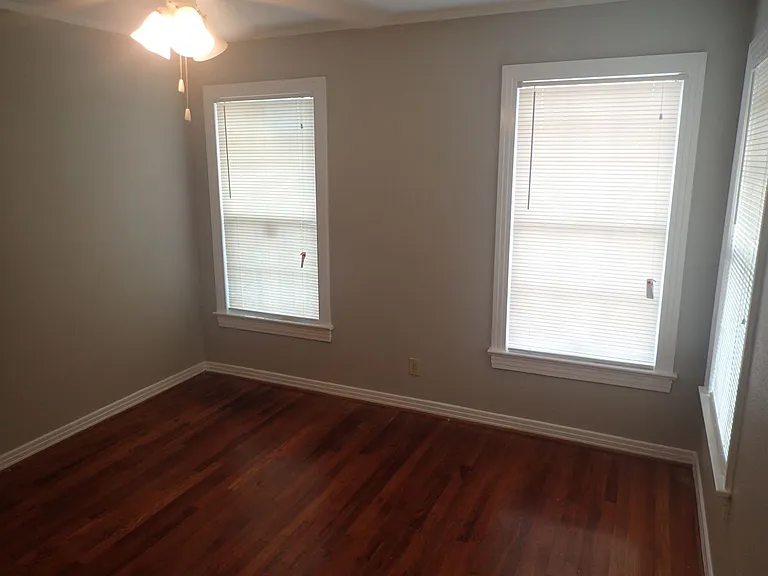 6340 Parkdale Dr — Photo 6