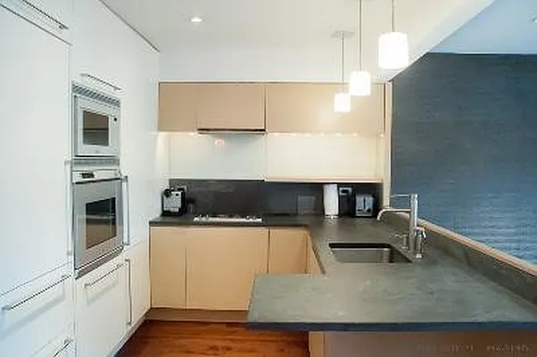 Sold by Bank Neary | media 5