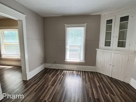 2nd image of 839 Turner Ave NW APT 3