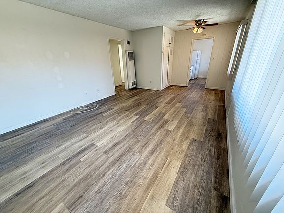 5th image of 4348 1/2 McClintock St