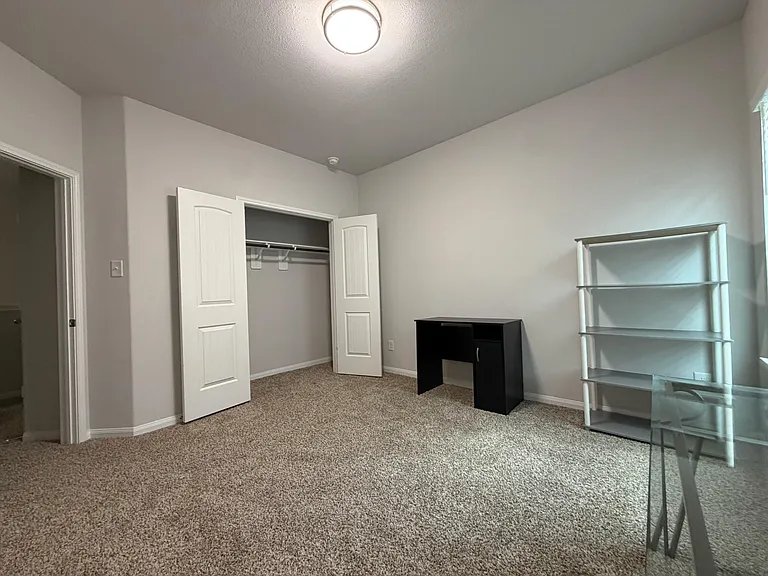 3907 Arslan Dr — Photo 10