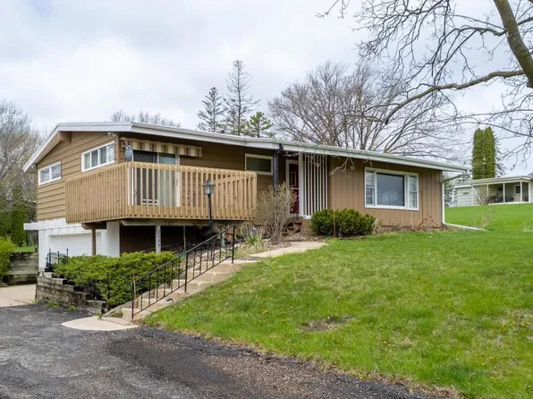 2309 3rd Ave SW, Rochester, MN 55902