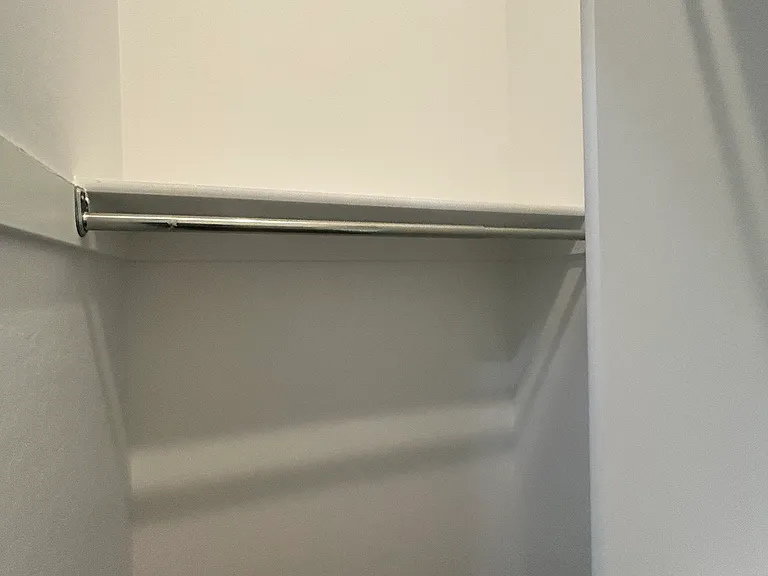 Bedroom4's Walk-In Closet