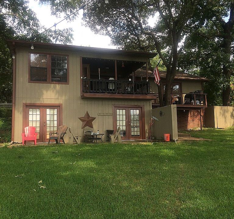 1st image of 17134 Lakeview Dr