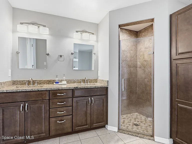 283 Umber St NW — Photo 5
