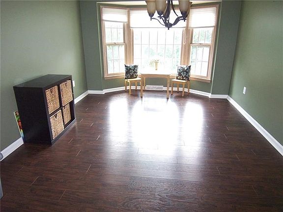Bright bay window in the dining room.