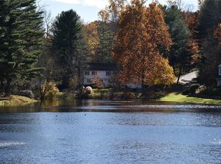 15 Candlewood Dr, West Hartford, CT 06117