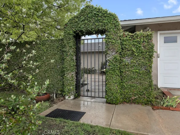 26106 Veva Way, Calabasas, CA 91302