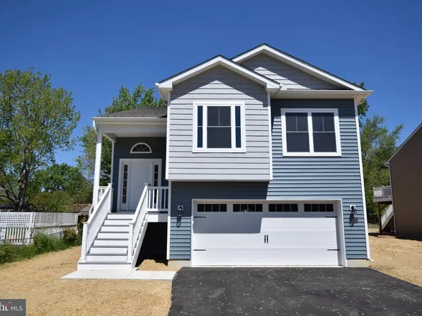 1921 Harbor Dr, Chester, MD 21619