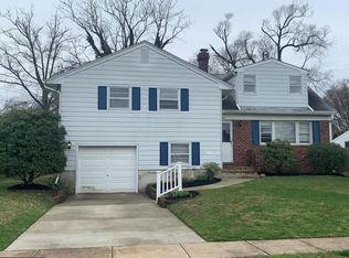 8 Summer Ave, Burlington, NJ 08016