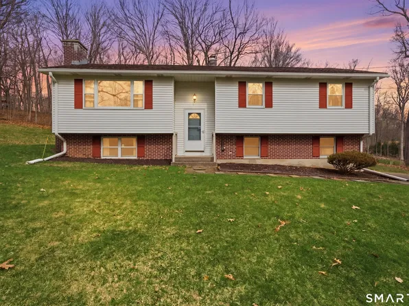 55 Saw Mill Road, Middletown, CT 06457