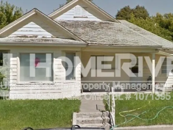 313 1/2 3rd St, Idaho Falls, ID 83401