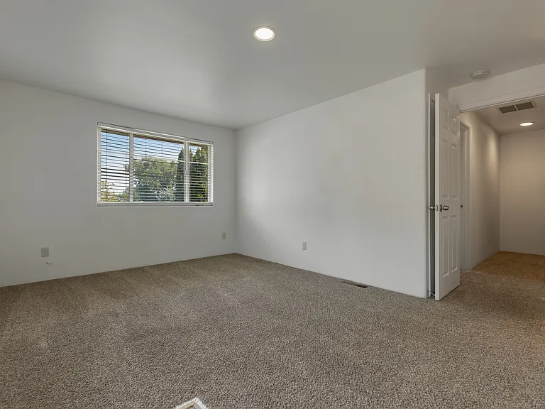 1500 W 9th Ave — Photo 23
