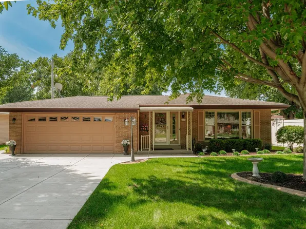 4329 S 49th STREET, Greenfield, WI 53220
