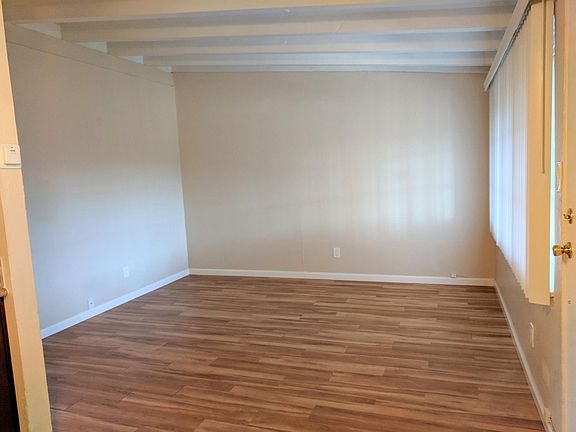 3rd image of 3043 Alma St