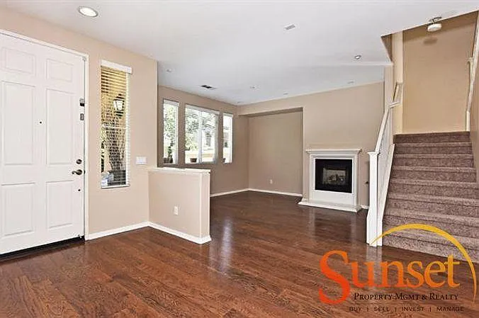 10423 Whitcomb Way #112 — Photo 3