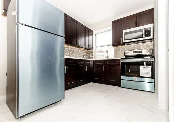 Rented by EXR | media 5