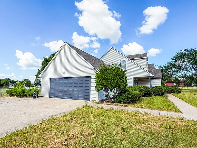 200 N Sorrells Rd — Photo 58