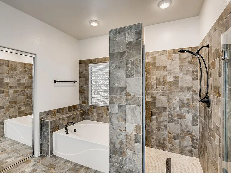 3594 Driving Range St — Photo 17