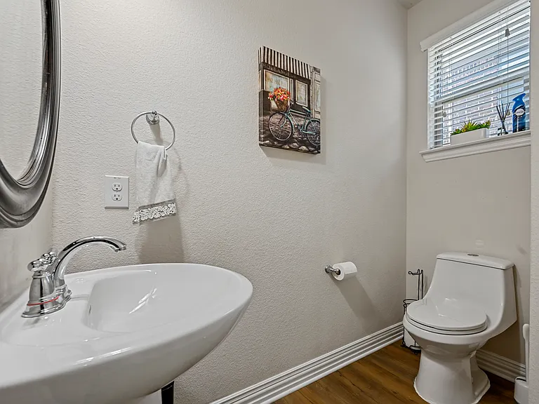 622 Newchester Dr — Photo 23