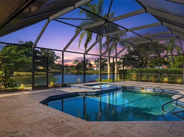 8455 Woodbriar Dr, Sarasota, FL 34238