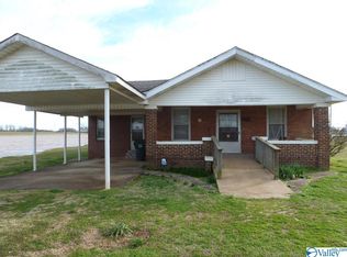 5690 Old Highway 20, Leighton, AL 35646