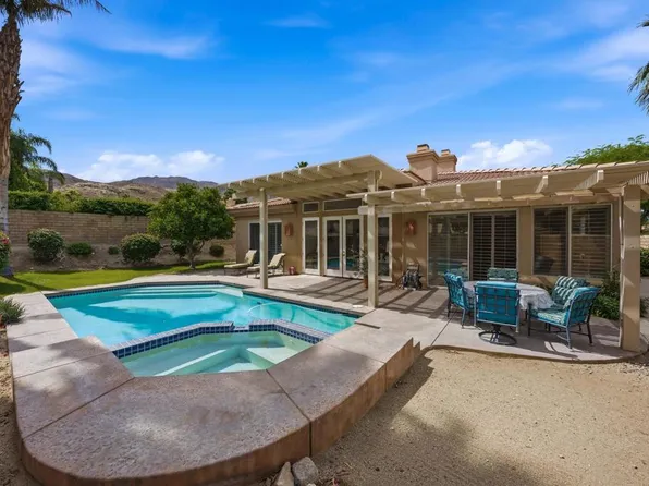 133 Vista Royale, Palm Desert, CA 92260