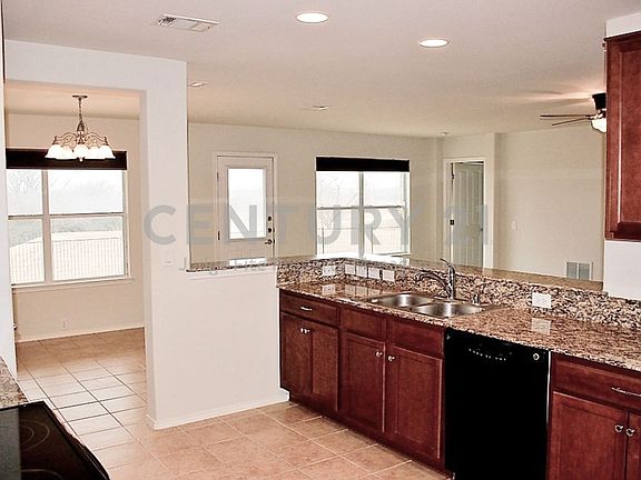 5th image of 15949 Blaketree Dr