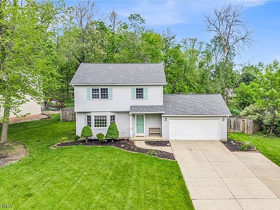 3rd image of 5181 Hanover Dr