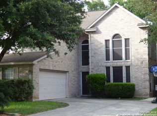 10506 Pembriar Cir, San Antonio, TX 78240