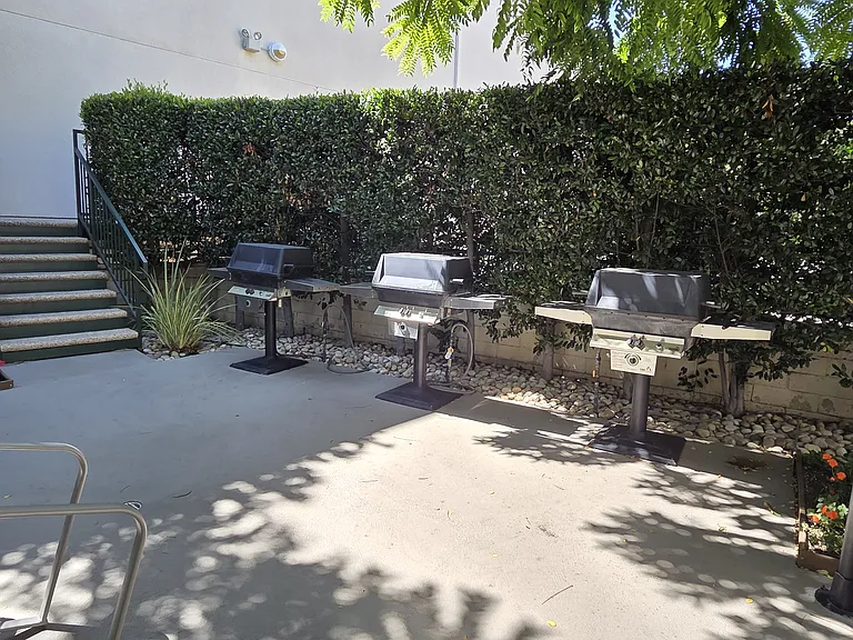 4501 Cedros Ave #237 — Photo 24