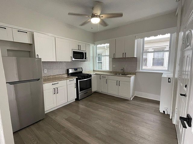 1st image of 146 Elliott Ave APT 1