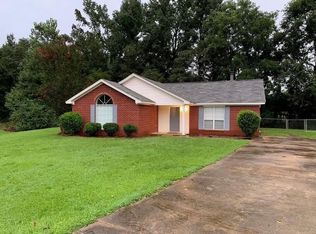 193 Hickory Trl, Coosada, AL 36020