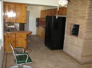 3033 E Robinson Ave, Fresno, CA 93726